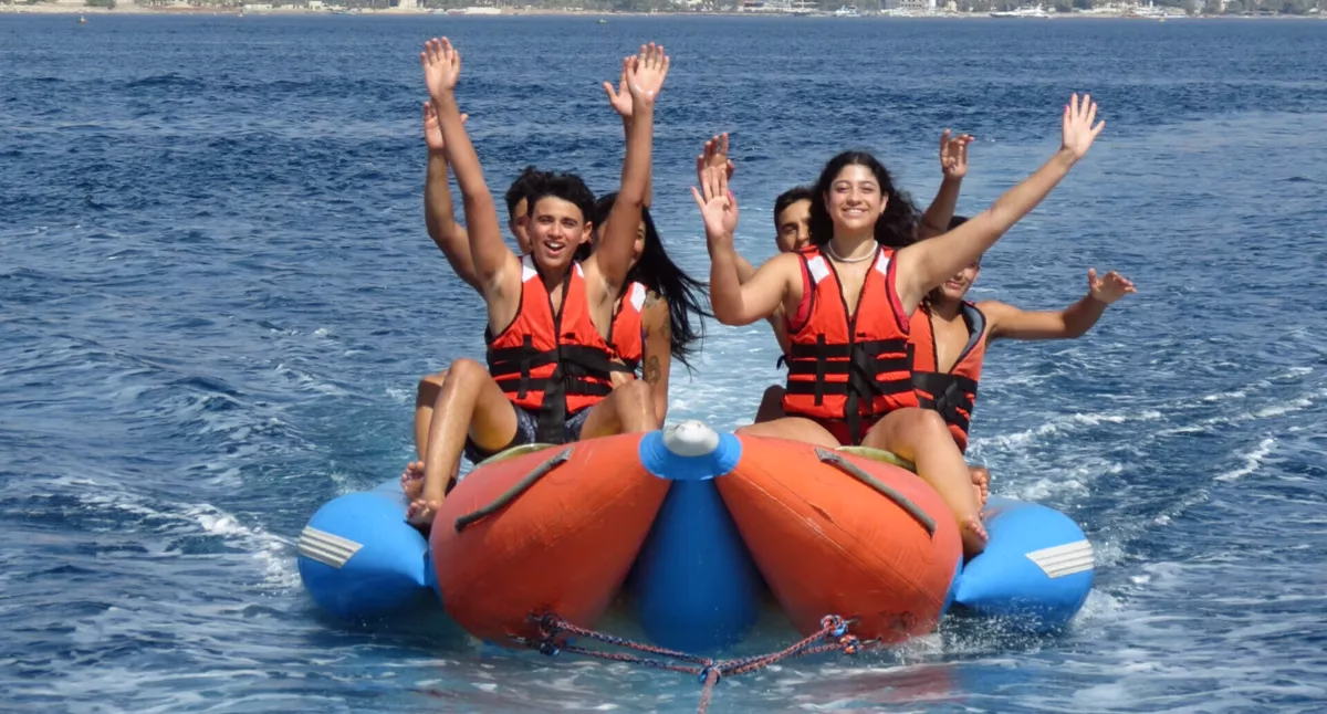 Double banana ride - Image 1